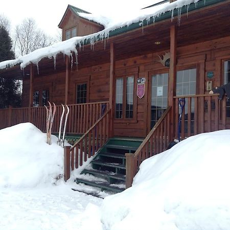 Aux Berges Du St-Maurice Hotel Saint-Jean-des Piles ภายนอก รูปภาพ